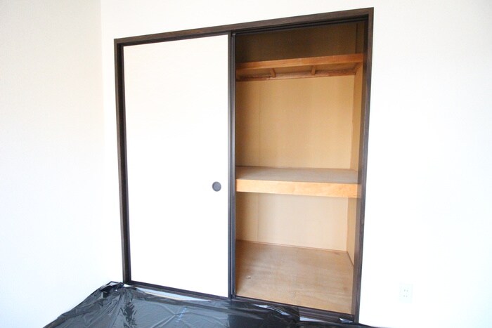 物件内観写真18　(収納)