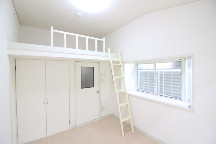 物件内観写真9　(居室)