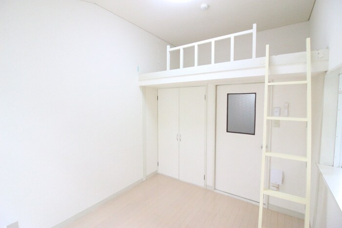 物件内観写真10　(居室)