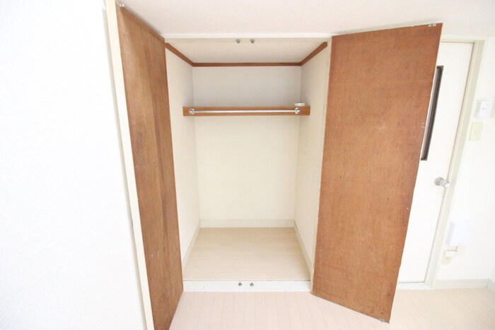 物件内観写真15　(収納)