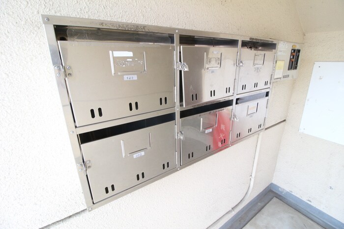 物件外観写真4　(建物設備)