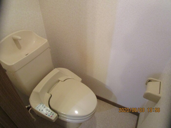 物件内観写真12　(トイレ)