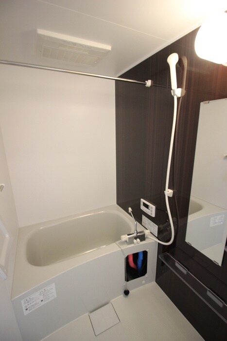 物件内観写真12　(バス／シャワールーム等)