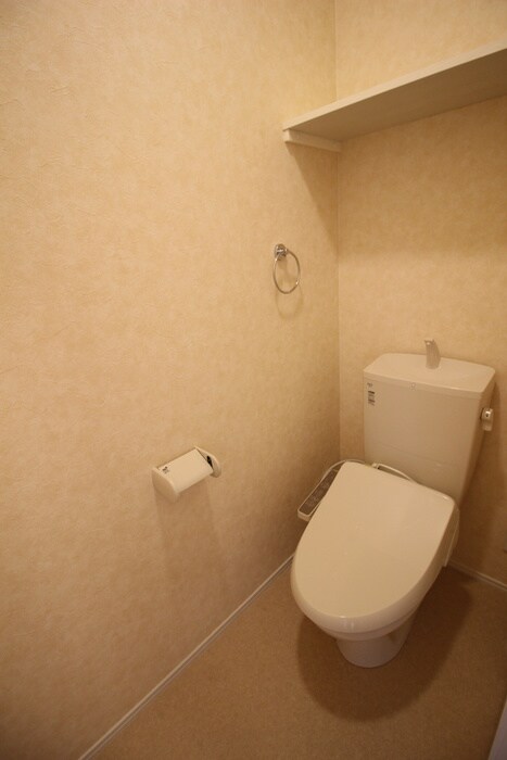 物件内観写真15　(トイレ)