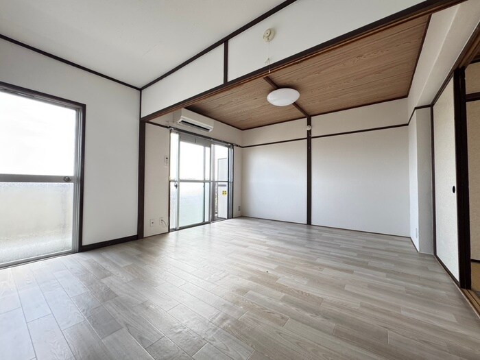 物件内観写真7　(居室)