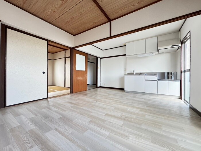 物件内観写真8　(居室)