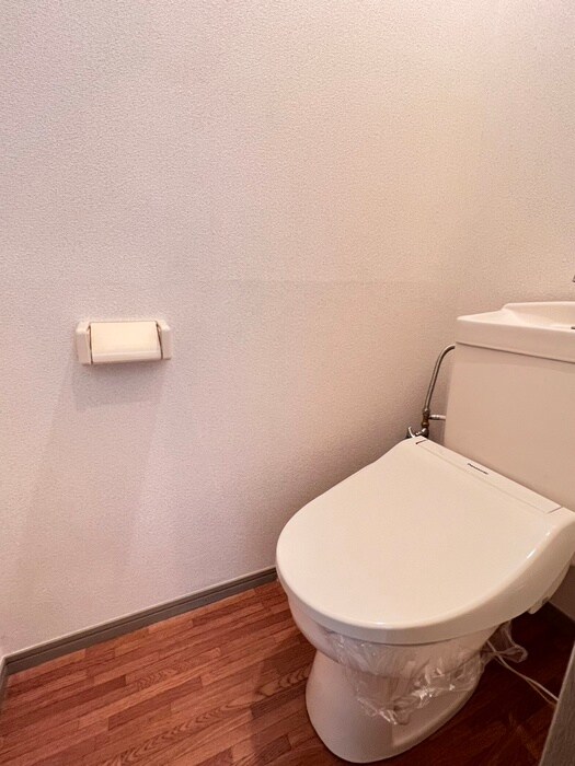 物件内観写真15　(トイレ)