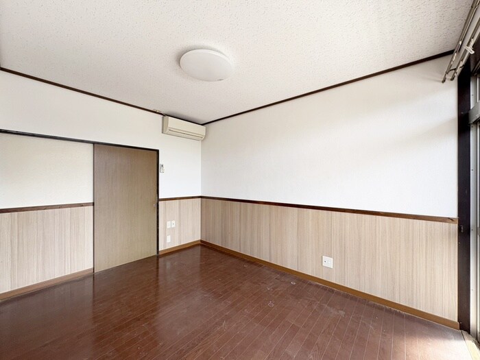 物件内観写真7　(居室)