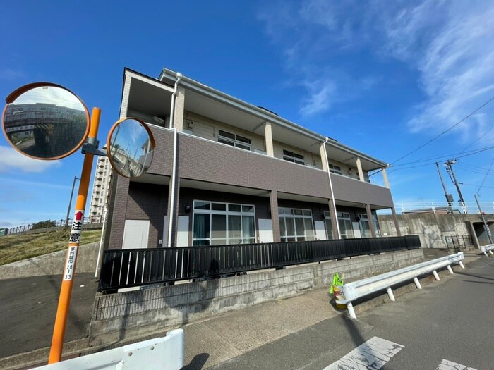 物件外観写真6　(外観写真)