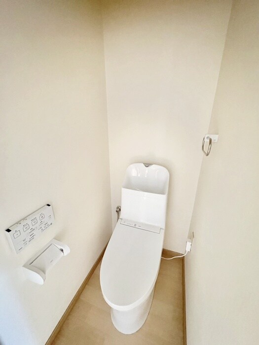 物件内観写真11　(トイレ)