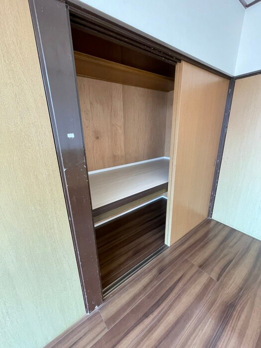 物件内観写真12　(収納)