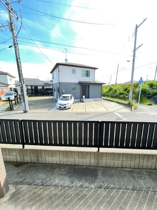 物件内観写真20　(室内からの展望)