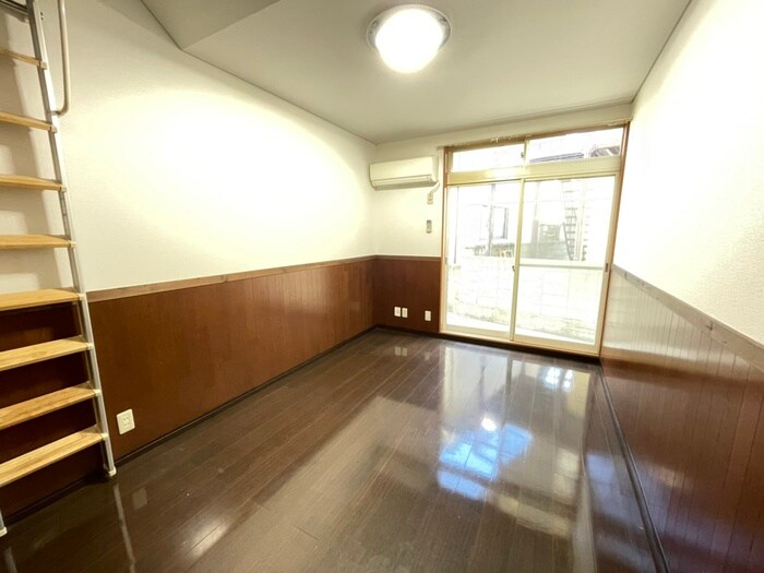 物件内観写真8　(居室)