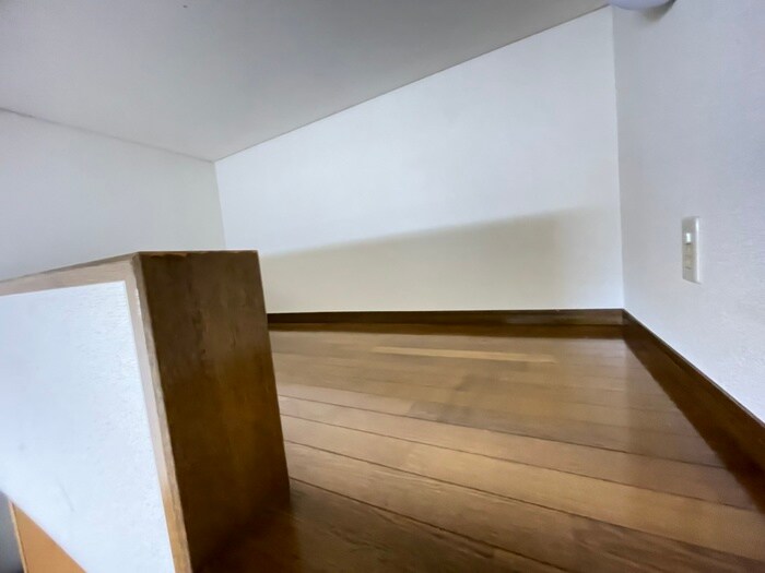 物件内観写真11　(ロフト)