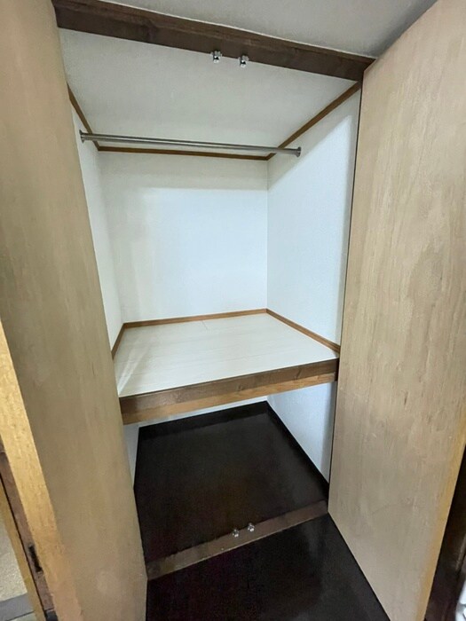 物件内観写真15　(収納)