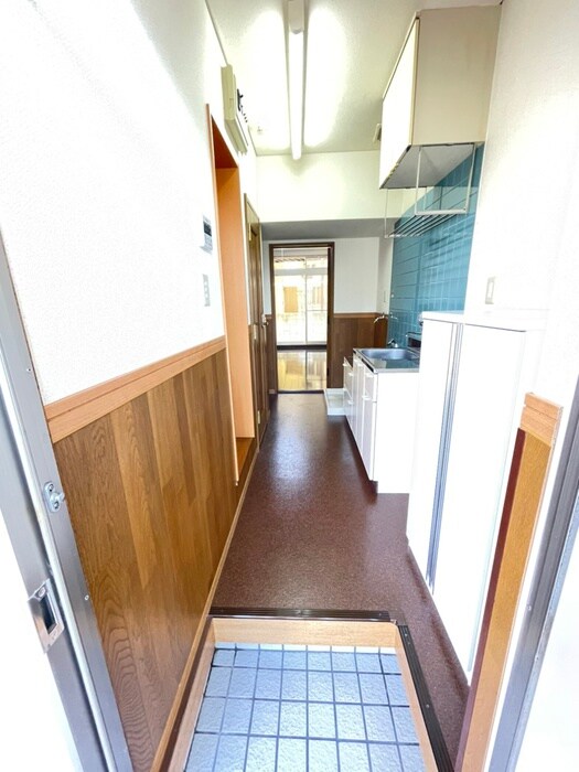 物件内観写真17　(廊下)