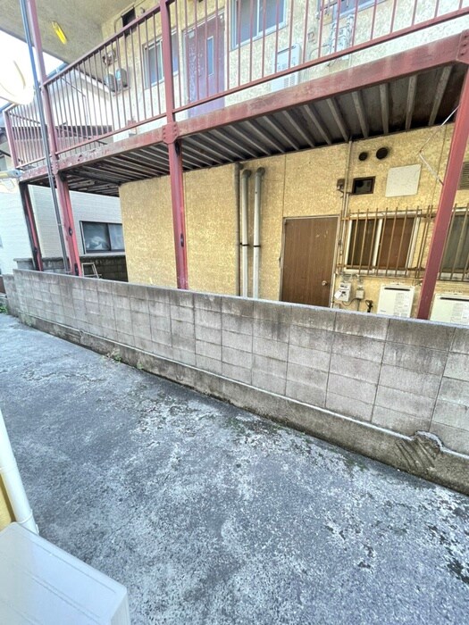 物件内観写真20　(室内からの展望)