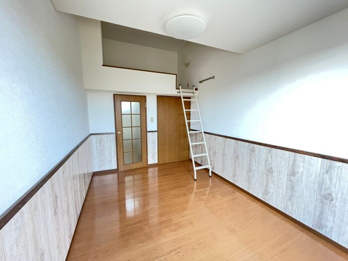 物件内観写真22　(居室)