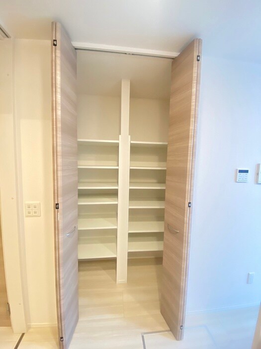 物件内観写真14　(収納)