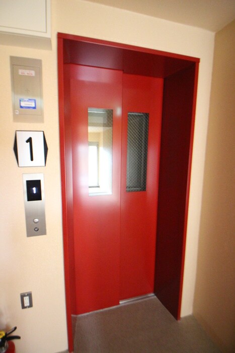 物件外観写真5　(建物設備)