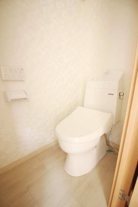 物件内観写真10　(トイレ)