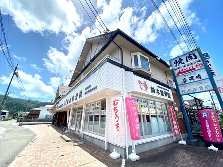 コン・カローレ外観写真