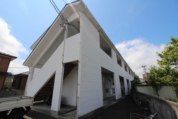 物件外観写真6　(駐輪場)