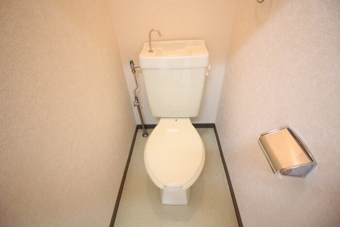 物件内観写真14　(トイレ)