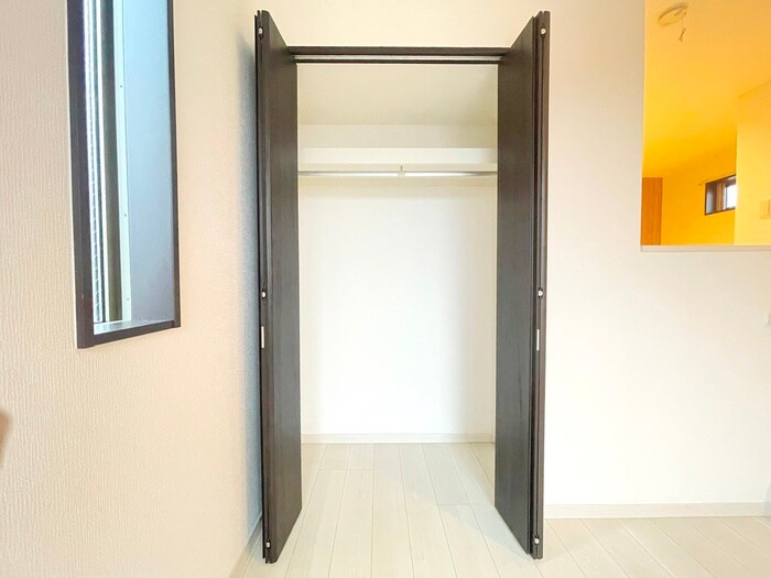 物件内観写真10　(収納)