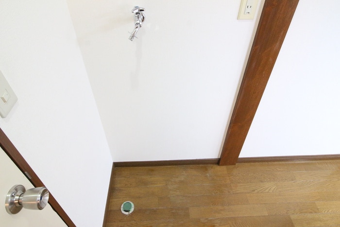 物件内観写真13　(洗濯機置場)