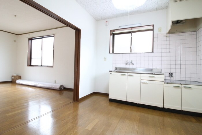 物件内観写真16　(廊下)