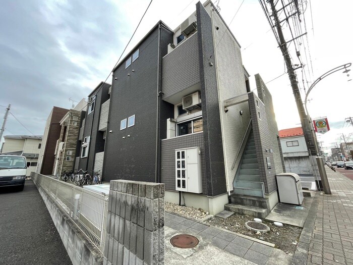 物件外観写真2　(外観写真)