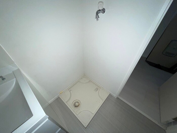 物件内観写真13　(洗濯機置場)