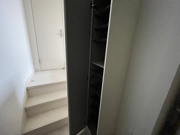 物件内観写真17　(靴箱)