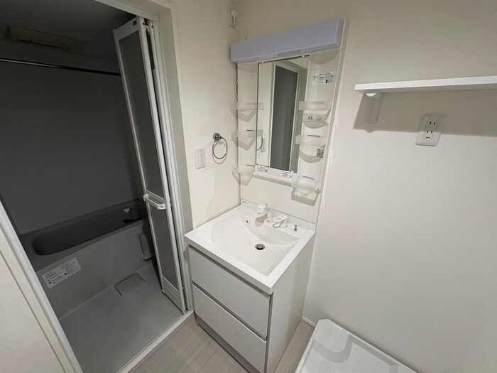 物件内観写真12　(洗面)