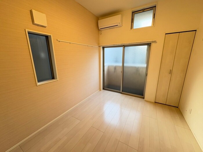 物件内観写真18　(居室)