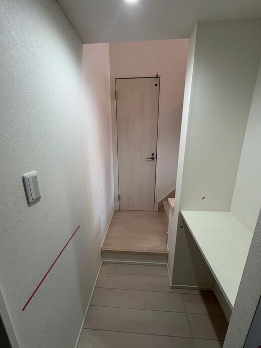 物件内観写真20　(廊下)