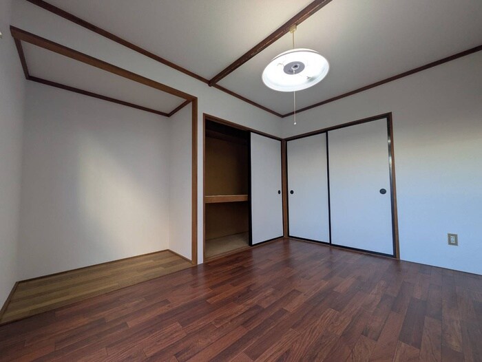 物件内観写真9　(居室)