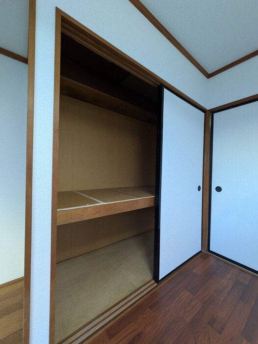 物件内観写真13　(収納)