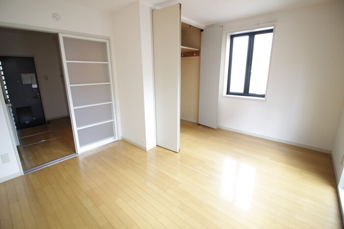 物件内観写真5　(居室)