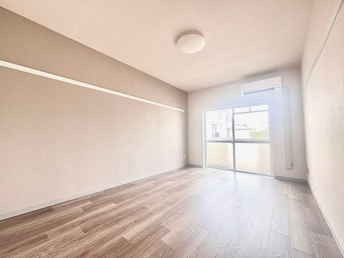 物件内観写真7　(居室)