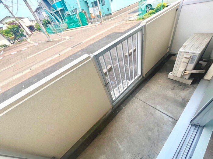 物件内観写真18　(ベランダ・バルコニー)