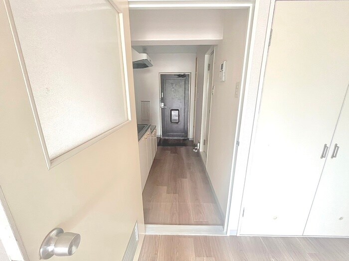 物件内観写真20　(廊下)