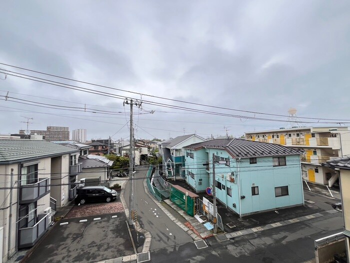 物件内観写真22　(室内からの展望)