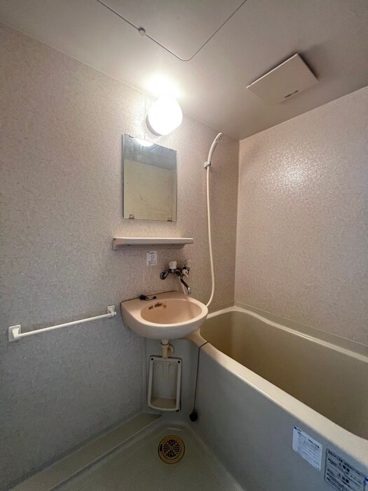 物件内観写真10　(洗面)