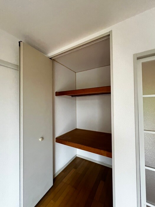 物件内観写真13　(収納)