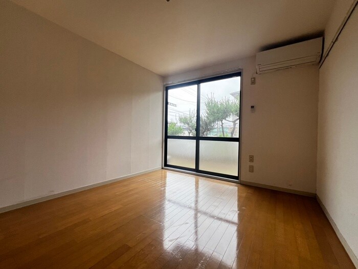 物件内観写真21　(居室)