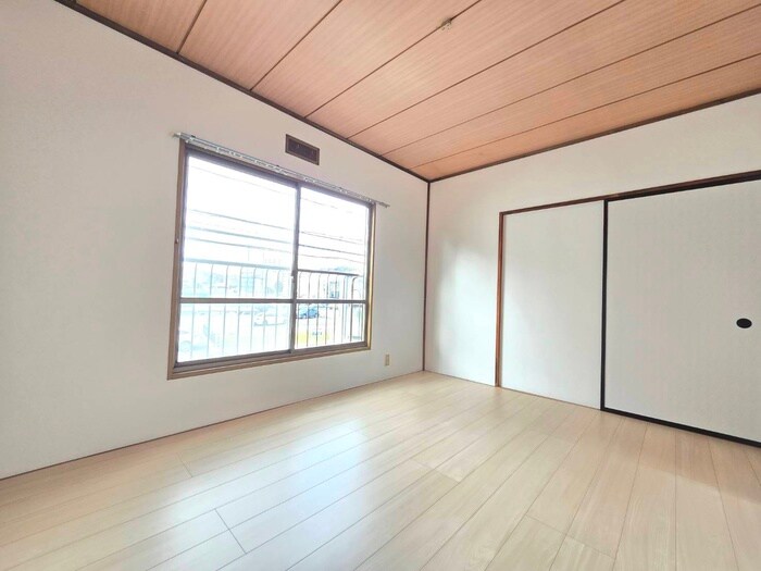 物件内観写真16　(居室)