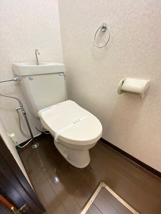 物件内観写真11　(トイレ)