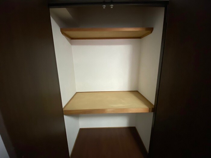 物件内観写真13　(収納)